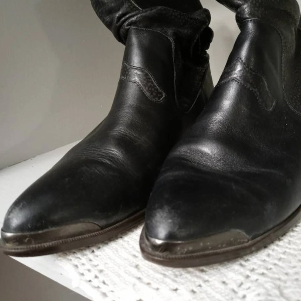 Vintage Black Short Leather Cowboy Booties Boots